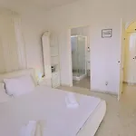 Cactus House Otel 4*