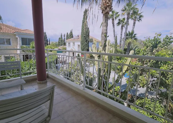 Cactus House Hotel 4*